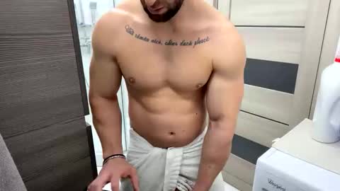 Mrrfitt online show from December 2025 08:19:02 AM