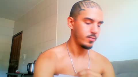 Snapshot of aelucius chatting on January 2025 02:53:01 PM Luci online show from January 2025 02:53:01 PM