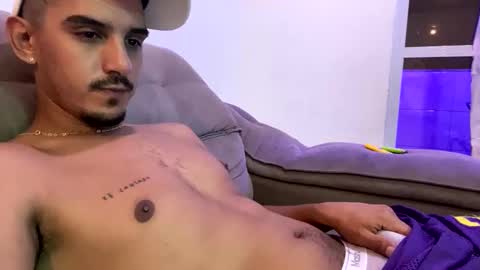 Snapshot of aelucius chatting on January 2025 04:18:02 AM Luci online show from January 2025 04:18:02 AM