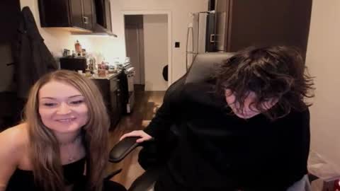 Snapshot of aesus3x chatting on February 2026 03:05:01 AM Niko online show from February 2026 03:05:01 AM