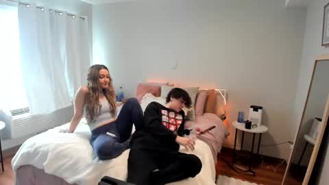 Niko online show from March 2026 12:25:02 AM