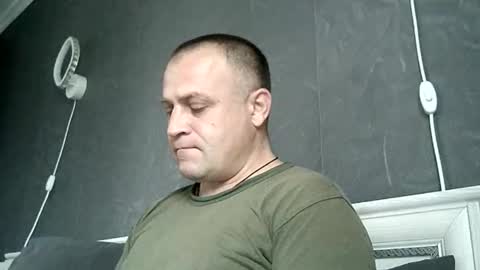 Sasha online show from November 2025 07:09:01 AM