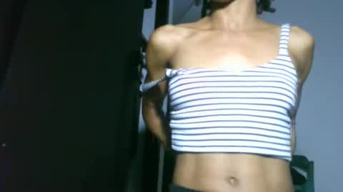 Snapshot of africadeluxe chatting on December 2024 09:11:02 AM Africa online show from December 2024 09:11:02 AM