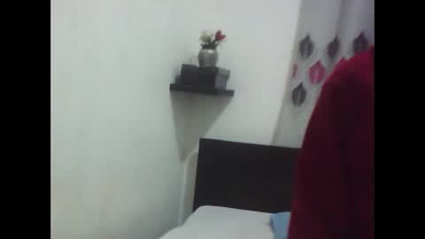 Snapshot of african_beauties chatting on February 2026 05:11:02 AM Mia Friends online show from February 2026 05:11:02 AM