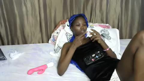 africana_slimqueen online show from April 2026 04:23:01 PM