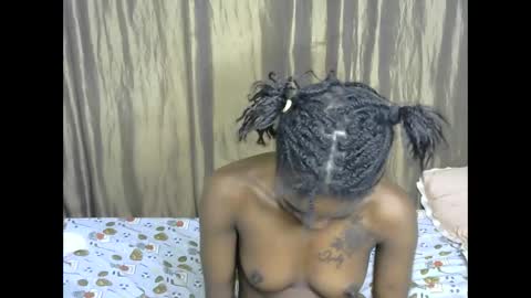 africana_slimqueen online show from May 2026 11:34:01 PM