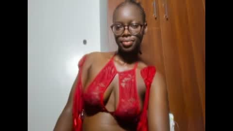 Leah online show from December 2024 11:40:01 PM