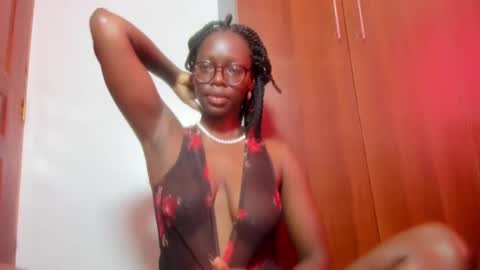 Leah online show from January 2025 11:04:02 AM