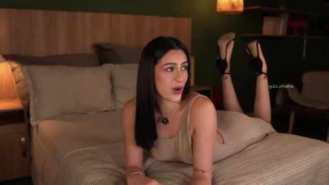 Snapshot of afrodita__25 chatting on February 2026 10:13:01 PM Emma online show from February 2026 10:13:01 PM