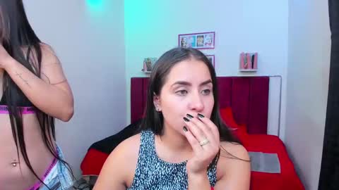 Afrodita Chery y Hermione online show from February 2025 03:29:01 PM