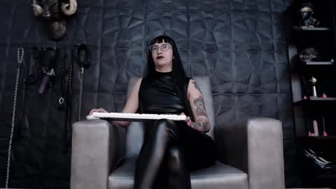 Snapshot of agata_darkness chatting on December 2024 02:16:01 PM Miss Agata online show from December 2024 02:16:01 PM