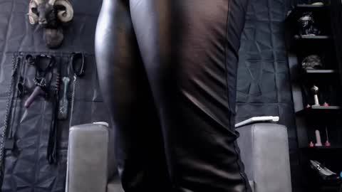 Snapshot of agata_darkness chatting on February 2025 04:40:02 PM Miss Agata online show from February 2025 04:40:02 PM