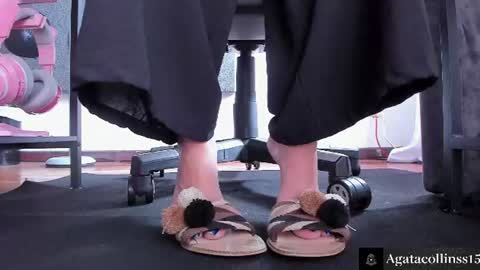 Agata Collinss online show from June 2026 03:47:01 PM