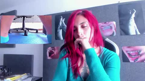 Agata Collinss online show from June 2026 08:46:02 PM