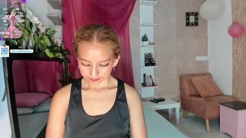 Agatadelphine online show from February 2025 02:02:01 PM