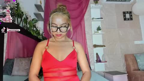 Agatadelphine online show from March 2025 08:42:02 PM