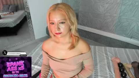 Snapshot of agatadelphine_mr chatting on May 2026 01:30:01 PM Agatadelphine online show from May 2026 01:30:01 PM