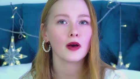 AgataFoxley online show from December 2025 06:14:01 PM