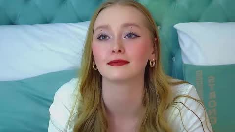 AgataFoxley online show from January 2026 07:11:01 PM