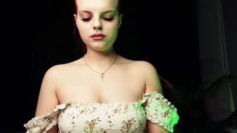 Snapshot of agatamoonlight chatting on December 2024 01:47:02 AM Agata online show from December 2024 01:47:02 AM