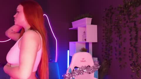 Snapshot of agatamoonlight chatting on December 2024 01:43:01 AM Agata online show from December 2024 01:43:01 AM