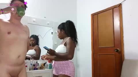 independent model online show from May 2026 05:02:02 AM