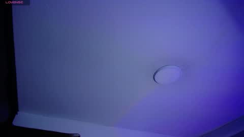 Agatha Bellucci  online show from November 2025 12:05:02 PM