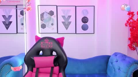 Snapshot of agatha_luxx chatting on March 2025 12:41:01 PM Agatha online show from March 2025 12:41:01 PM