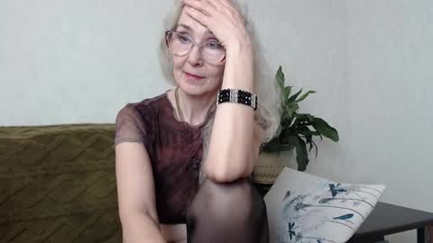 Snapshot of agatha_moore_ chatting on March 2025 04:44:02 PM Agatha online show from March 2025 04:44:02 PM