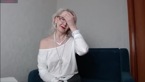 Snapshot of agatha_moore_ chatting on March 2026 03:41:02 PM Agatha online show from March 2026 03:41:02 PM