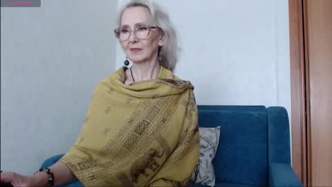 Snapshot of agatha_moore_ chatting on March 2026 05:02:01 AM Agatha online show from March 2026 05:02:01 AM