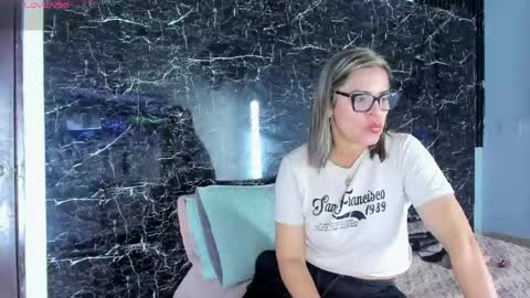 Snapshot of agatha_pleasure chatting on April 2026 12:20:01 PM agatha_pleasure online show from April 2026 12:20:01 PM