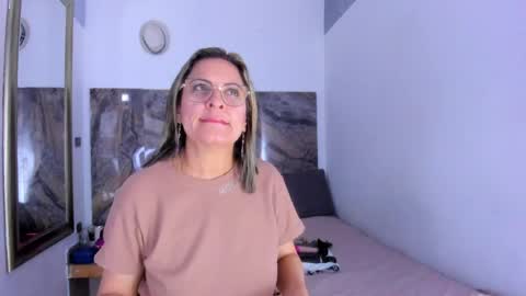 Snapshot of agatha_pleasure chatting on May 2026 11:38:01 AM agatha_pleasure online show from May 2026 11:38:01 AM