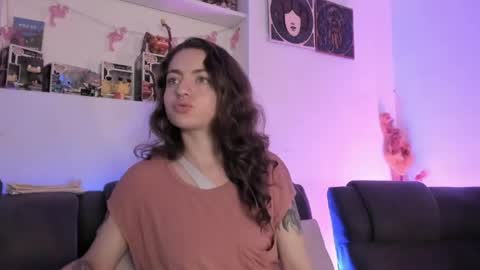 Camila     2 online show from May 2026 12:16:02 AM