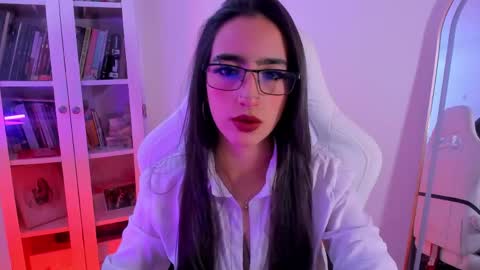 agathablair4 online show from May 2026 11:50:01 AM