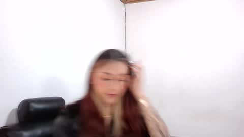 agathamoont online show from February 2026 01:54:01 PM