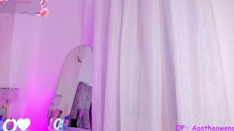 Snapshot of agathaowens chatting on September 2025 01:27:01 AM Agatha Owens online show from September 2025 01:27:01 AM