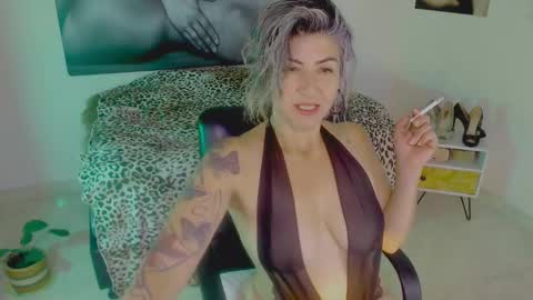 Snapshot of agnes_blackmore chatting on January 2025 02:07:02 AM Lily online show from January 2025 02:07:02 AM