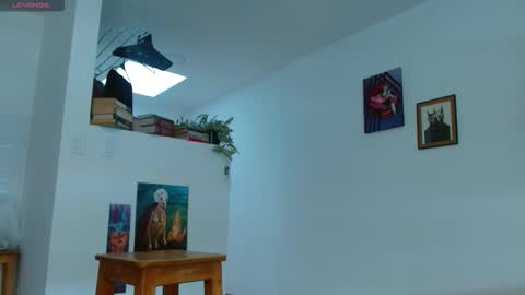 Agness online show from October 2025 03:53:01 PM