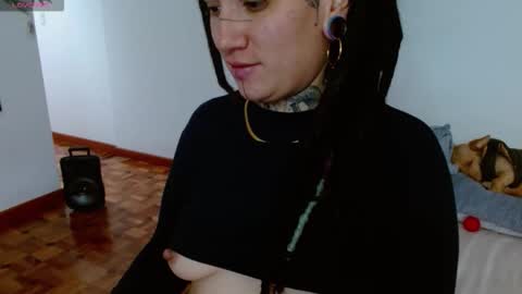 Agness online show from October 2025 05:25:02 PM