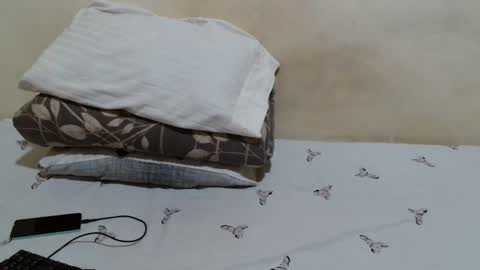 Snapshot of aguas_ chatting on March 2026 10:12:01 PM aguas online show from March 2026 10:12:01 PM