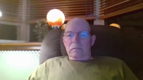 aguynrkfrd online show from October 2025 09:40:01 AM