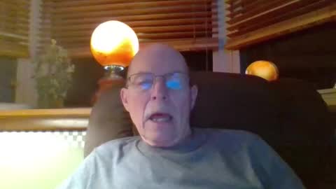 aguynrkfrd online show from February 2026 10:12:01 AM