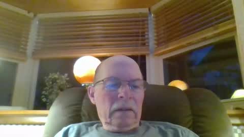 aguynrkfrd online show from May 2026 10:00:01 AM