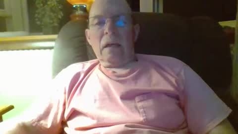 aguynrkfrd online show from May 2026 09:15:01 AM