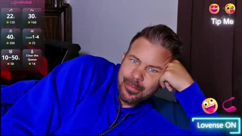 Blue Eyed Handsome Man online show from May 2026 02:35:01 PM
