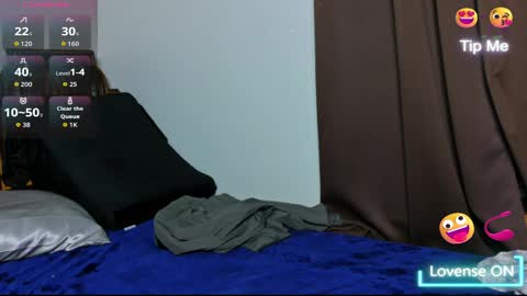 Blue Eyed Handsome Man online show from June 2026 01:40:01 AM
