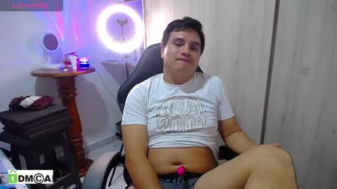 Snapshot of ahntony__69 chatting on May 2026 05:15:01 AM ahntony 69 online show from May 2026 05:15:01 AM