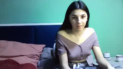 Selena online show from January 2025 04:56:02 PM