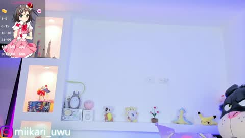 Snapshot of ahri_elderwood chatting on January 2025 04:56:01 AM Ahri help me get to 100 online show from January 2025 04:56:01 AM